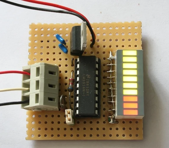 An LM3914 driving an LED bargraph display